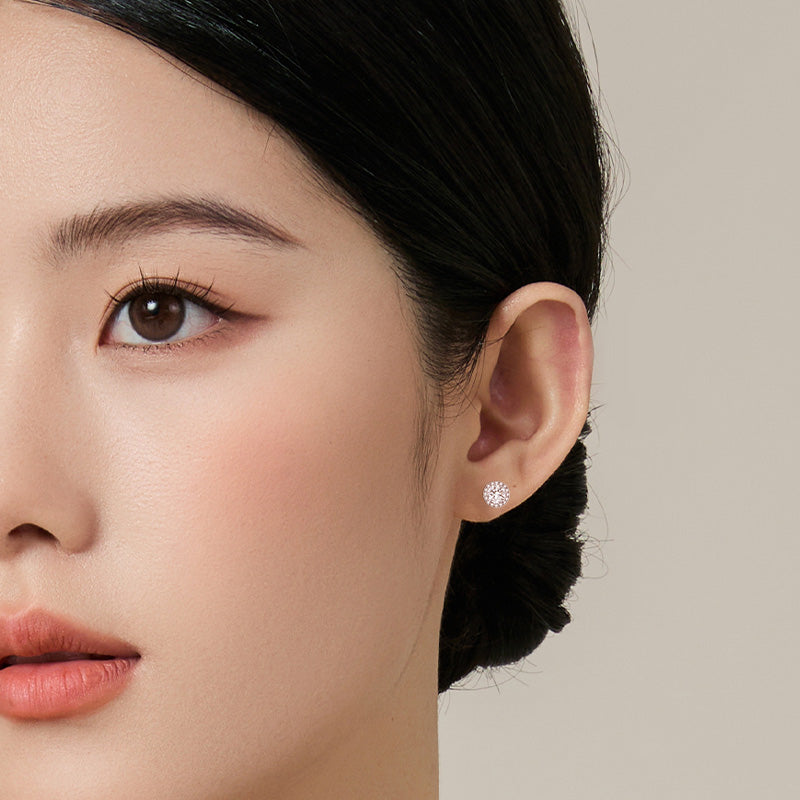 Deino Blossom Earrings in Platinum with Diamonds