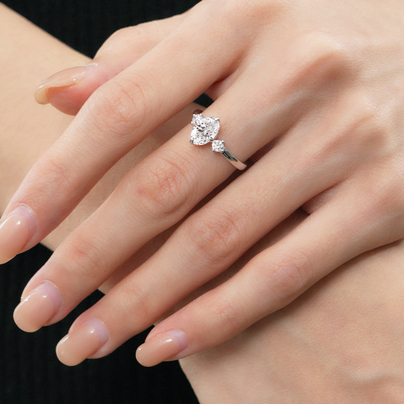 Deino-Evenfall Diamond Ring