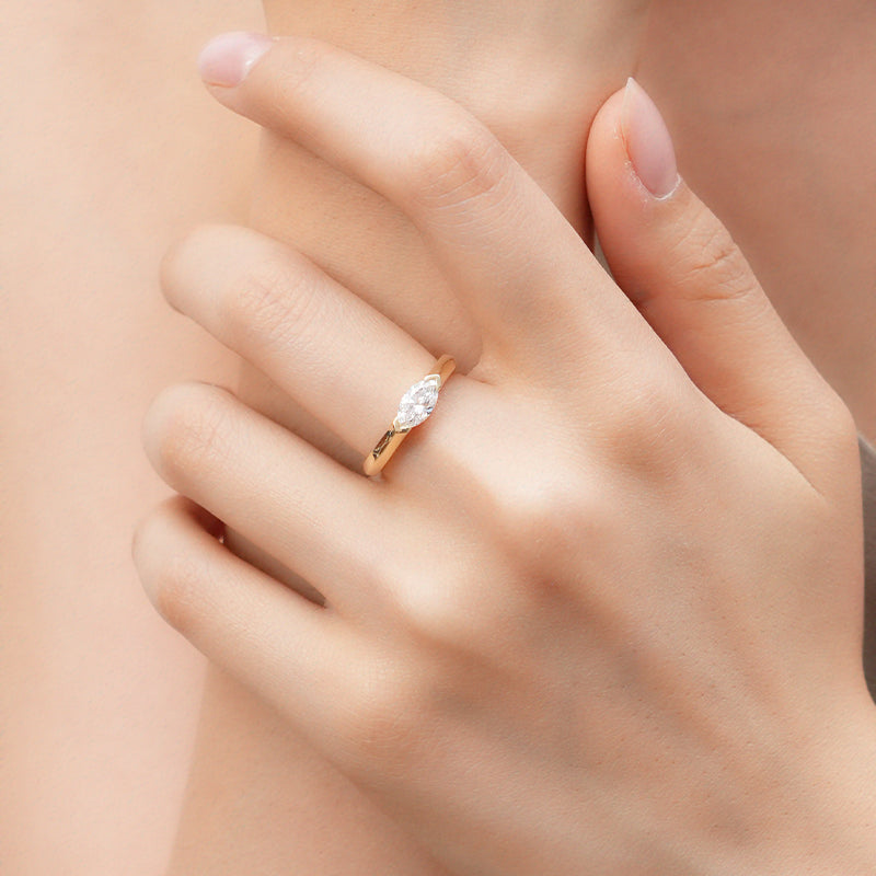Deino Sunlit Dimond Ring